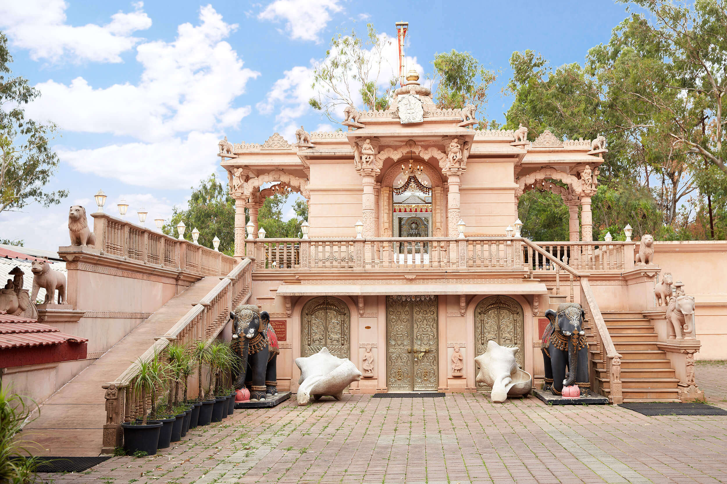 Summer Plaza, Panchgini Assured Hospitality